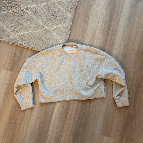 Abercrombie YPB neoKNIT Light Heather Gray Crewneck Sweatshirt & Sweatpants - Picture 2 of 5